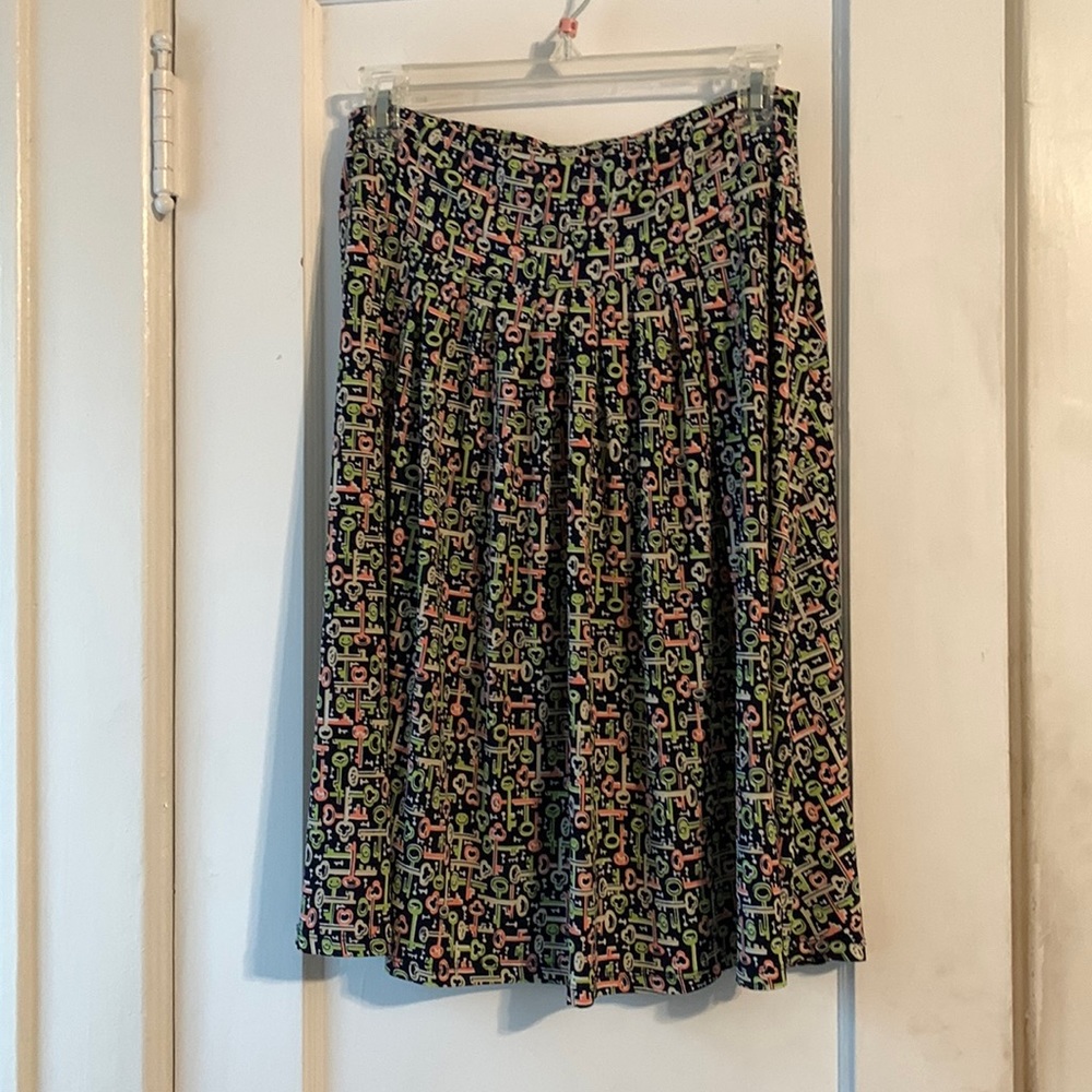 Semi-Circular skirt
